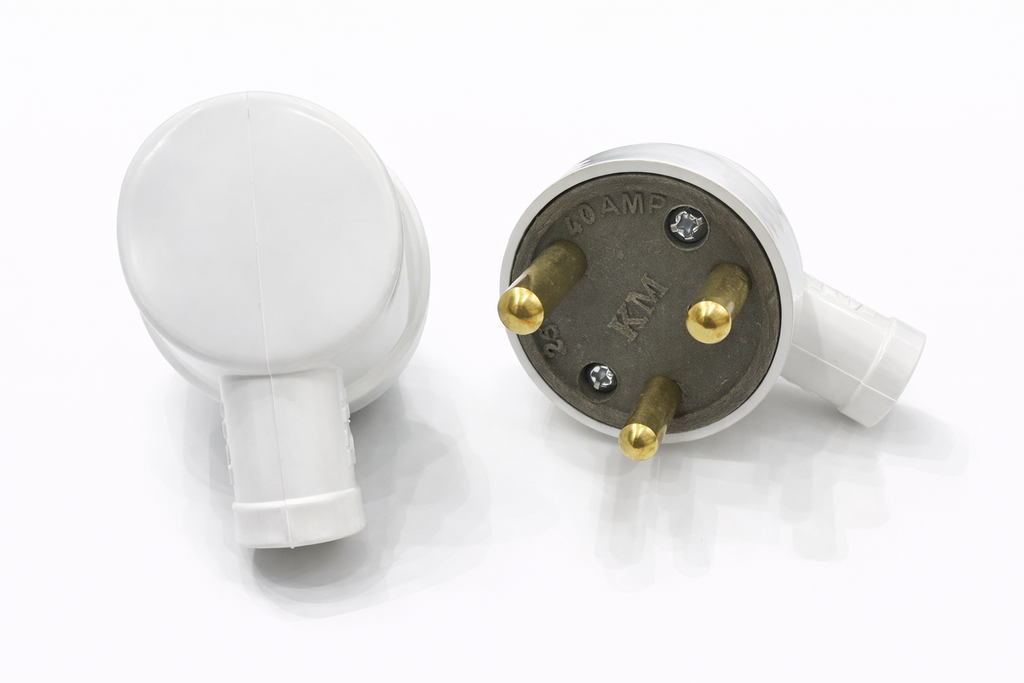 KM Load Master 3-Pin Shoo 250V 40A – Porcelain Base